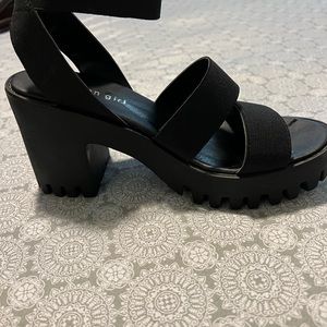 Madden girl Sandals size 71/2